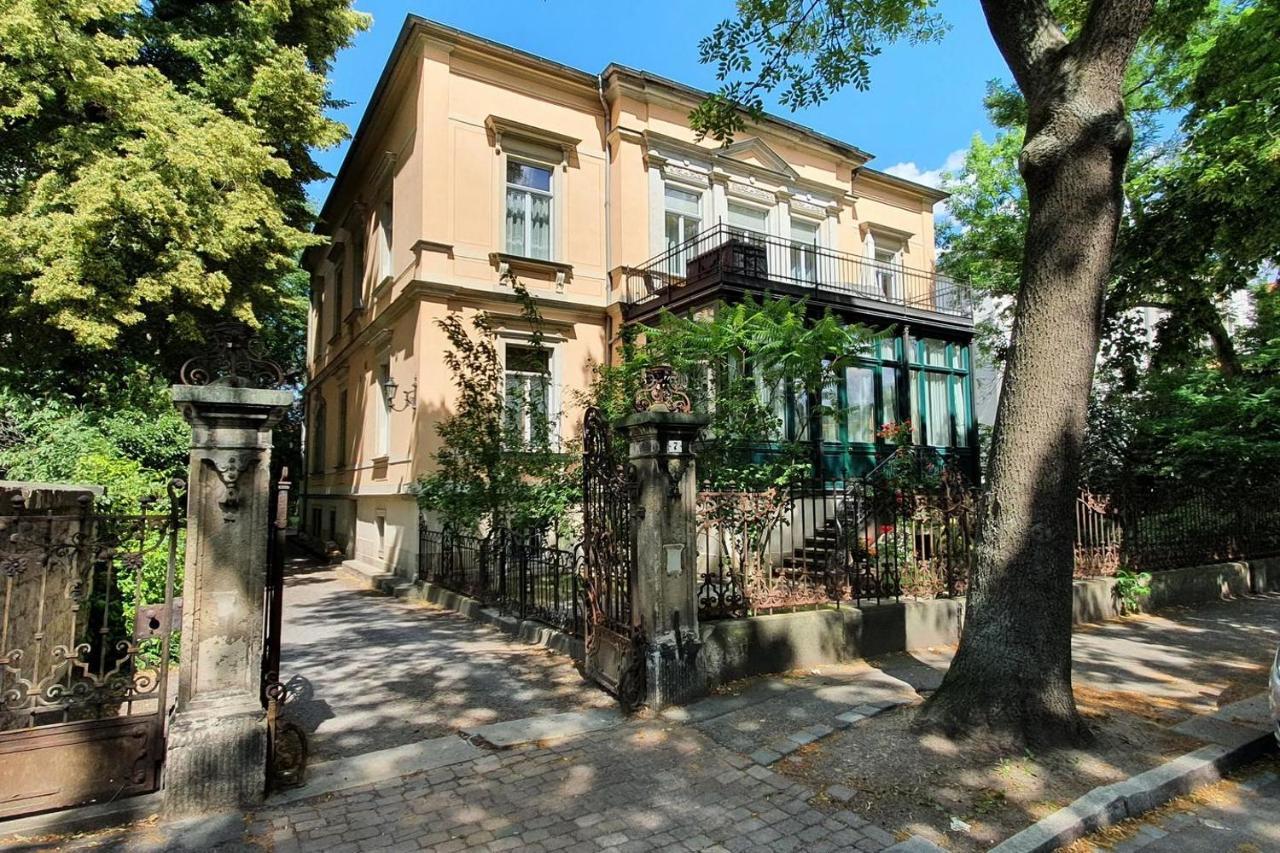 Ferienwohnungen Villa Haniel Hugo ドレスデン エクステリア 写真